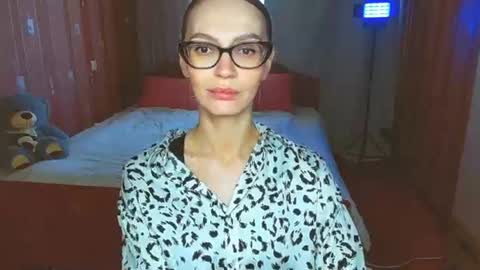 Snapshot of yourladysunshine chatting on 06.13.26 Ksyusha online show from 06.13.26