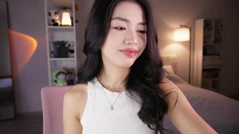Snapshot of yourlittlesunrise_ chatting on 05.21.26 yourlittlesunrise_ online show from 05.21.26
