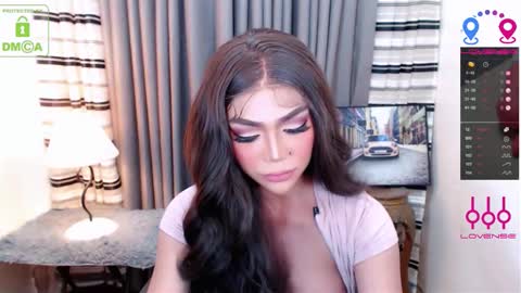 Snapshot of yourloveable chatting on 10.05.25 CHARLOTTE online show from 10.05.25