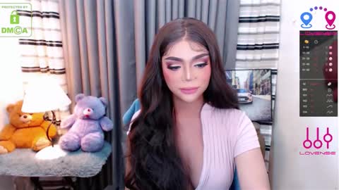 Snapshot of yourloveable chatting on 10.06.25 CHARLOTTE online show from 10.06.25