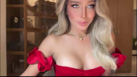 Snapshot of yourlovingpearlita1000 chatting on 01.08.26 Pearl online show from 01.08.26