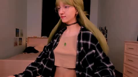 my name is Liana ntmu  online show from 12.06.24