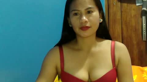 Snapshot of yourmorenagirl69 chatting on 06.04.26 yourmorenagirl69 online show from 06.04.26