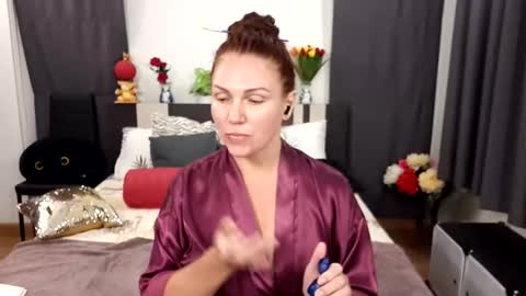 Snapshot of yourmysterycharm chatting on 10.13.25 yourmysterycharm online show from 10.13.25