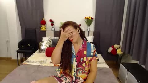 Snapshot of yourmysterycharm chatting on 10.20.25 yourmysterycharm online show from 10.20.25
