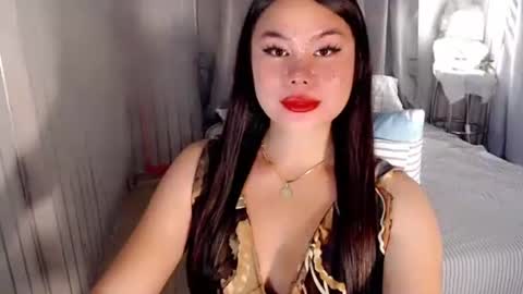 Snapshot of yournaughtyprincess16 chatting on 09.28.25 ALPHA DOM. QUEEN JASMINE online show from 09.28.25