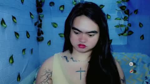 Snapshot of yourprincessthea chatting on 02.21.25 yourprincessthea online show from 02.21.25