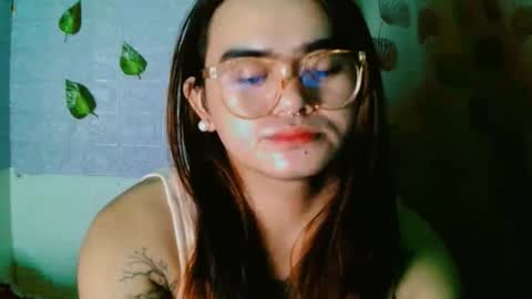 Snapshot of yourprincessthea chatting on 12.01.25 yourprincessthea online show from 12.01.25