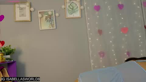 Isabella but you can call me Isa .-. online show from 09.10.25