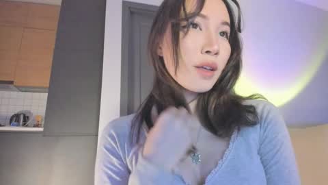 Snapshot of yours_meyy chatting on 04.04.26 youre meyy online show from 04.04.26