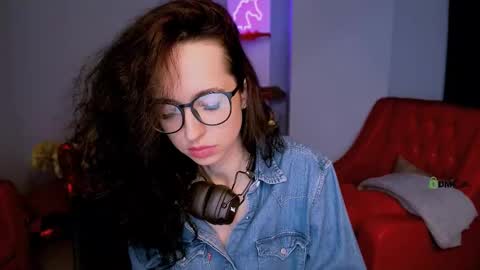 yours_sunny online show from 02.22.25