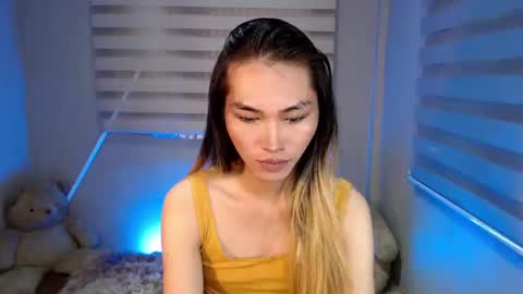    online show from 01.06.25