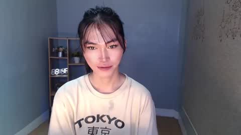    online show from 03.04.25