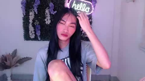    online show from 03.05.25