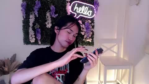    online show from 03.08.25