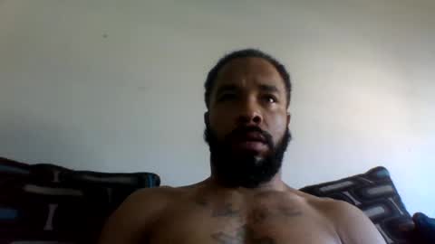 Snapshot of yoursexydaddy79 chatting on 01.15.25 mother fucker online show from 01.15.25