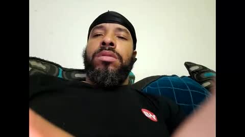 Snapshot of yoursexydaddy79 chatting on 12.16.25 mother fucker online show from 12.16.25