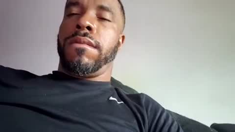 yoursexydaddy8181 online show from 06.18.26