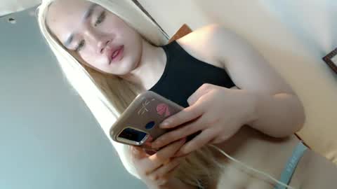 Snapshot of yourslutty_joan69 chatting on 06.22.26 Joan online show from 06.22.26