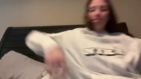 yourstrulylivy online show from 12.26.24