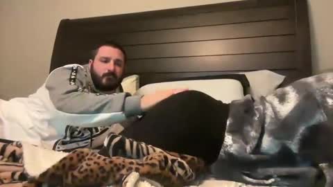 yourstrulylivy online show from 12.29.24