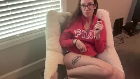 yourstrulylivy online show from 01.03.25