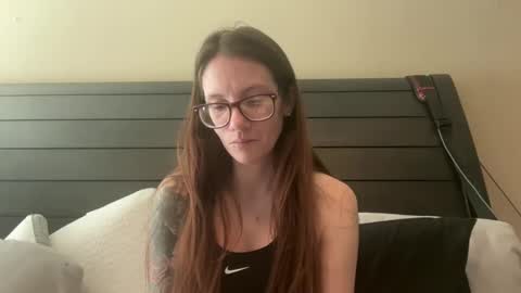 yourstrulylivy online show from 01.18.25