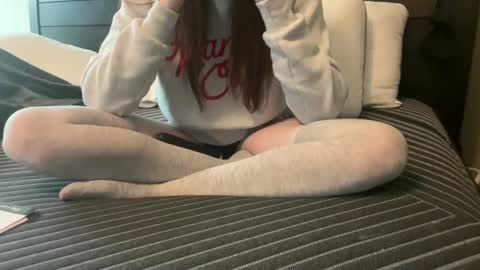 yourstrulylivy online show from 02.18.25