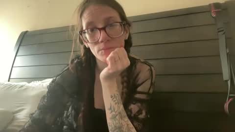 yourstrulylivy online show from 02.20.25
