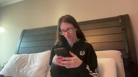 yourstrulylivy online show from 02.23.25