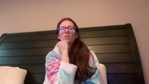 yourstrulylivy online show from 03.07.25