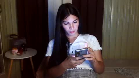 Snapshot of yoursubmissive_larah chatting on 06.19.26 yoursubmissive_larah online show from 06.19.26