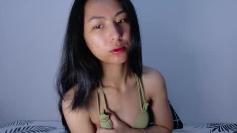 Snapshot of yoursweetestkiwi chatting on 02.11.26 Kiwi online show from 02.11.26