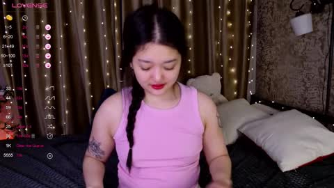 Snapshot of yoursweetsoul chatting on 02.07.26 Bella online show from 02.07.26