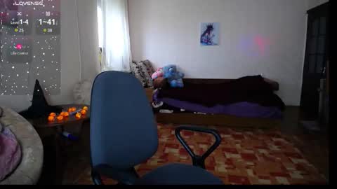 Sofia online show from 10.18.25