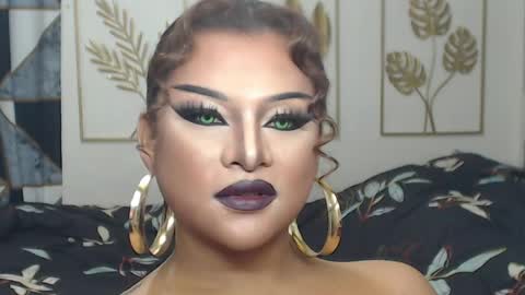 Snapshot of yourtrannyqueenxxx chatting on 05.07.26 Anastacia Grey online show from 05.07.26