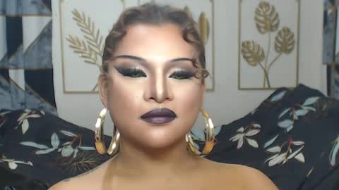 Snapshot of yourtrannyqueenxxx chatting on 05.09.26 Anastacia Grey online show from 05.09.26