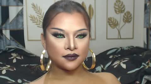 Snapshot of yourtrannyqueenxxx chatting on 05.15.26 Anastacia Grey online show from 05.15.26