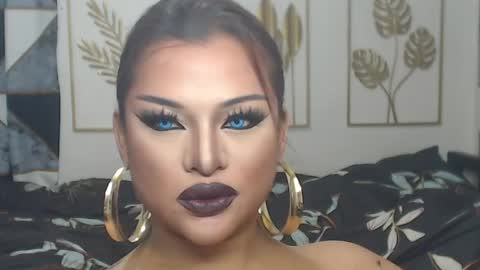 Snapshot of yourtrannyqueenxxx chatting on 05.17.26 Anastacia Grey online show from 05.17.26