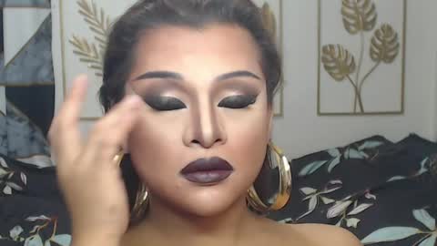 Snapshot of yourtrannyqueenxxx chatting on 05.18.26 Anastacia Grey online show from 05.18.26