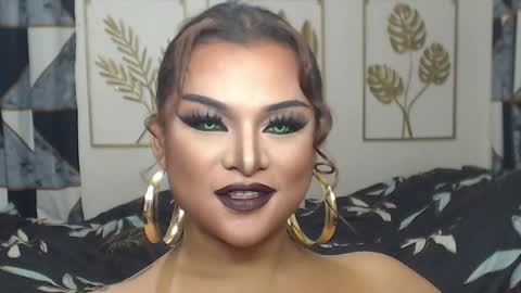 Snapshot of yourtrannyqueenxxx chatting on 05.30.26 Anastacia Grey online show from 05.30.26