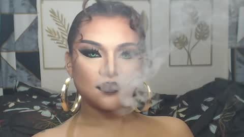 Snapshot of yourtrannyqueenxxx chatting on 05.31.26 Anastacia Grey online show from 05.31.26