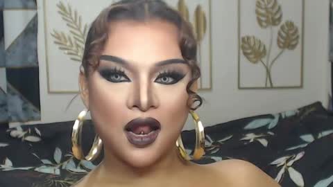 Snapshot of yourtrannyqueenxxx chatting on 06.02.26 Anastacia Grey online show from 06.02.26