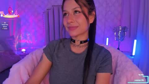 Snapshot of yourwishisme_val chatting on 01.12.26 Val online show from 01.12.26