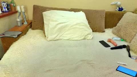 YourXQueen online show from 03.07.26