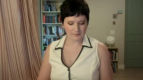 Snapshot of yousaiditfirst chatting on 07.17.26 Rose Noire online show from 07.17.26