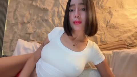 Snapshot of yowginethegreat chatting on 07.11.26 YowgineTheGreat online show from 07.11.26