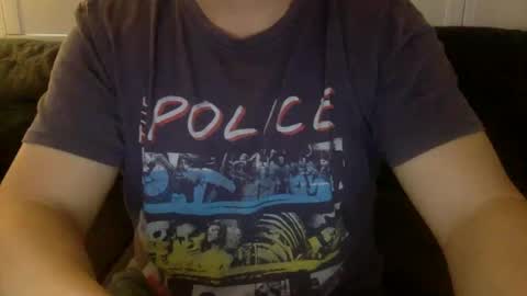 Snapshot of yque2 chatting on 02.18.25 yque online show from 02.18.25