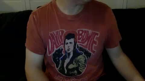 Snapshot of yque2 chatting on 02.16.26 yque online show from 02.16.26