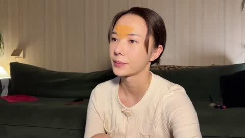 Snapshot of yuanlili chatting on 11.14.25 lili online show from 11.14.25